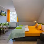 Diament Frühstückspension 3*