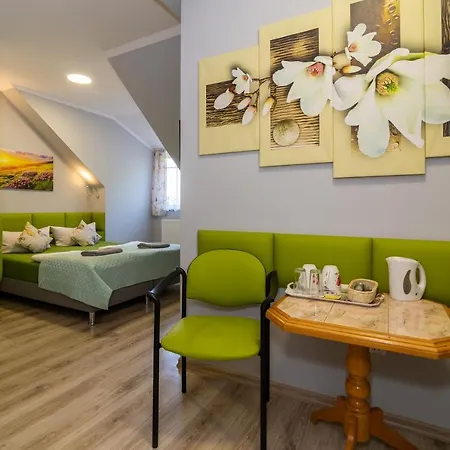 Diament Bed & Breakfast 3*