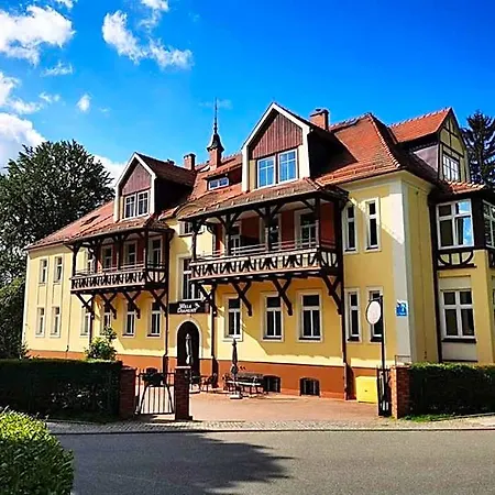 Bed & Breakfast Diament Kudowa-Zdrój