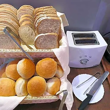 Diament Bed & Breakfast 3*